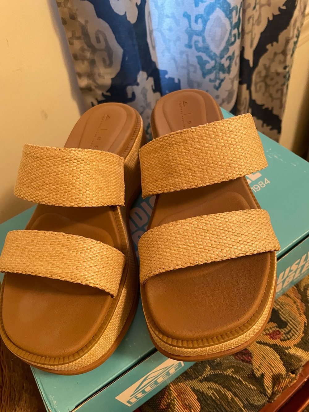 Reef Women's Lofty Lux Hi Tan Double-Strap Woven Slide Sandals - Picture 2 of 3